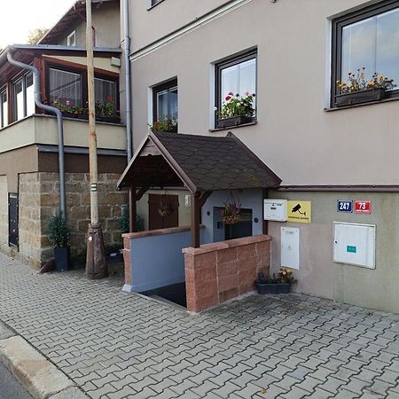 U Bocmana S Vyhledem Na Zamek A Labe Apartment Дечин Екстериор снимка