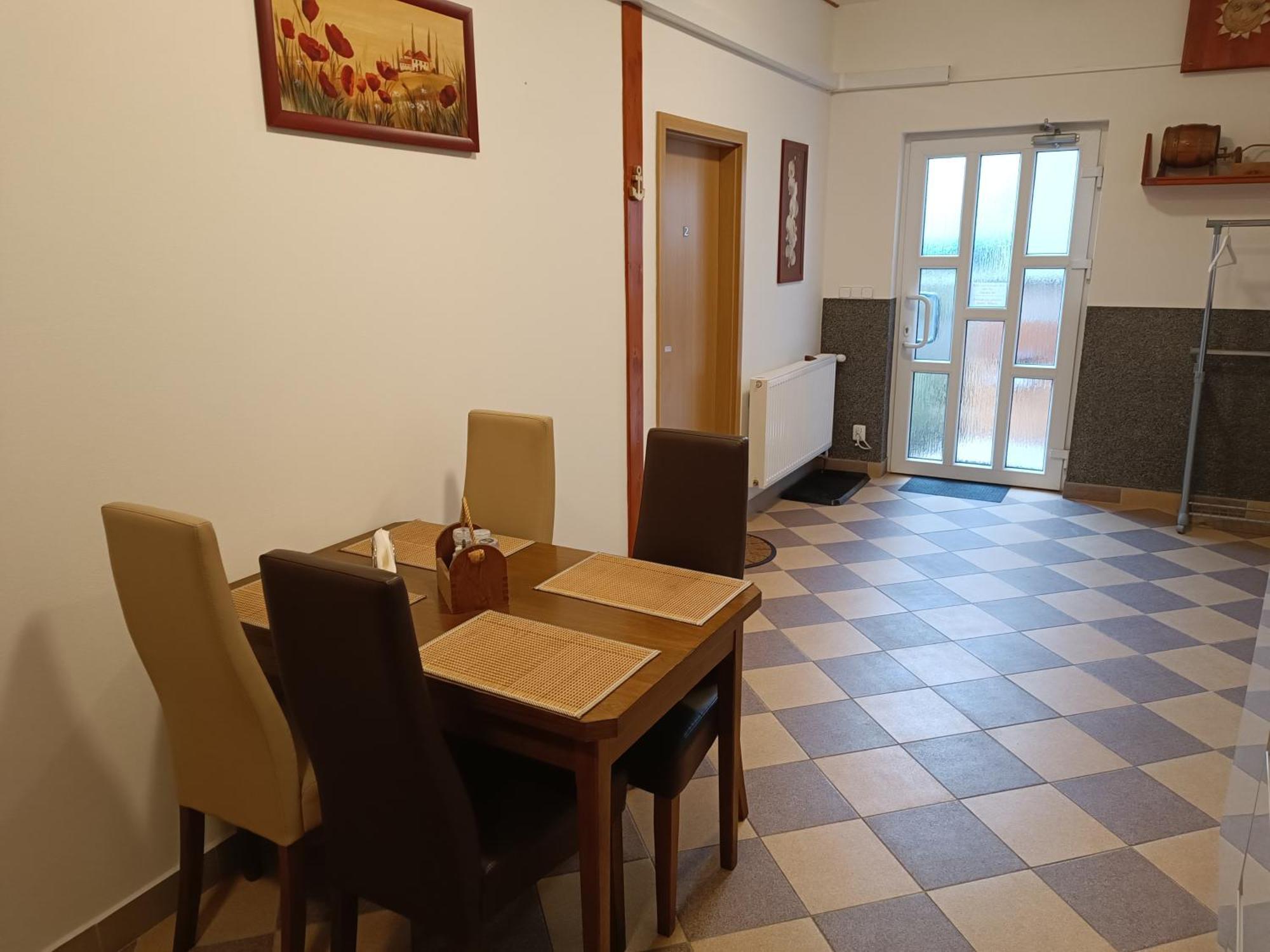 U Bocmana S Vyhledem Na Zamek A Labe Apartment Дечин Екстериор снимка
