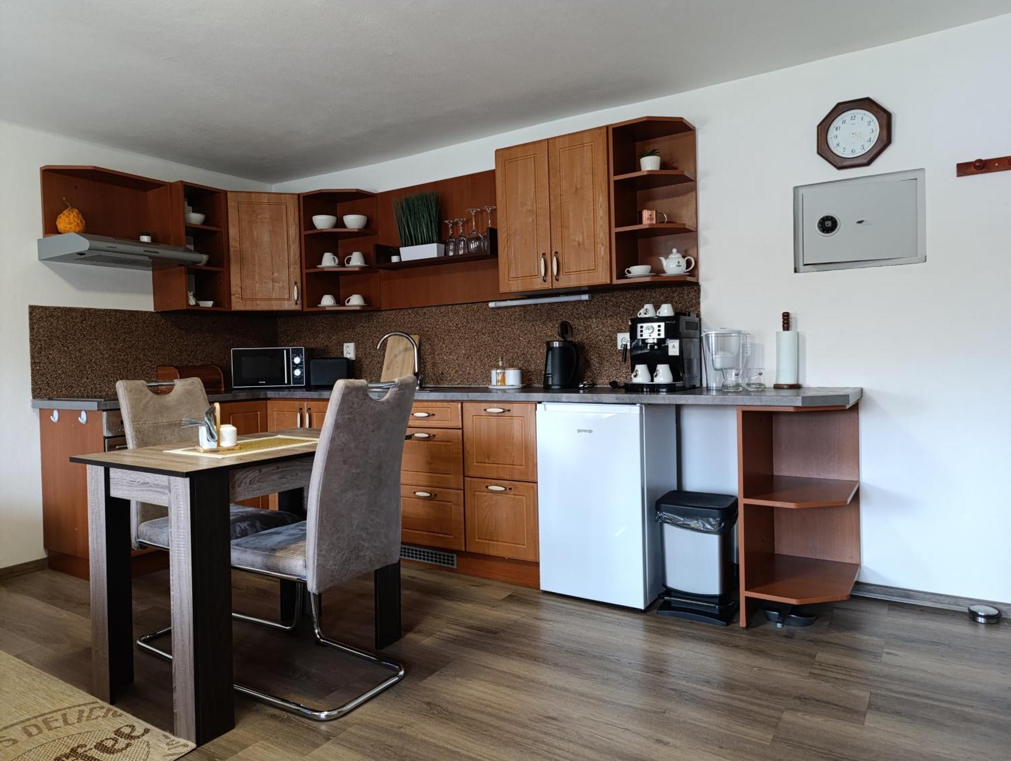 U Bocmana S Vyhledem Na Zamek A Labe Apartment Дечин Екстериор снимка